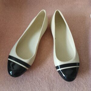 Crocs Womens' Shoes--Slip-on Ballet Flats, Cream with Black Toe, size 10W